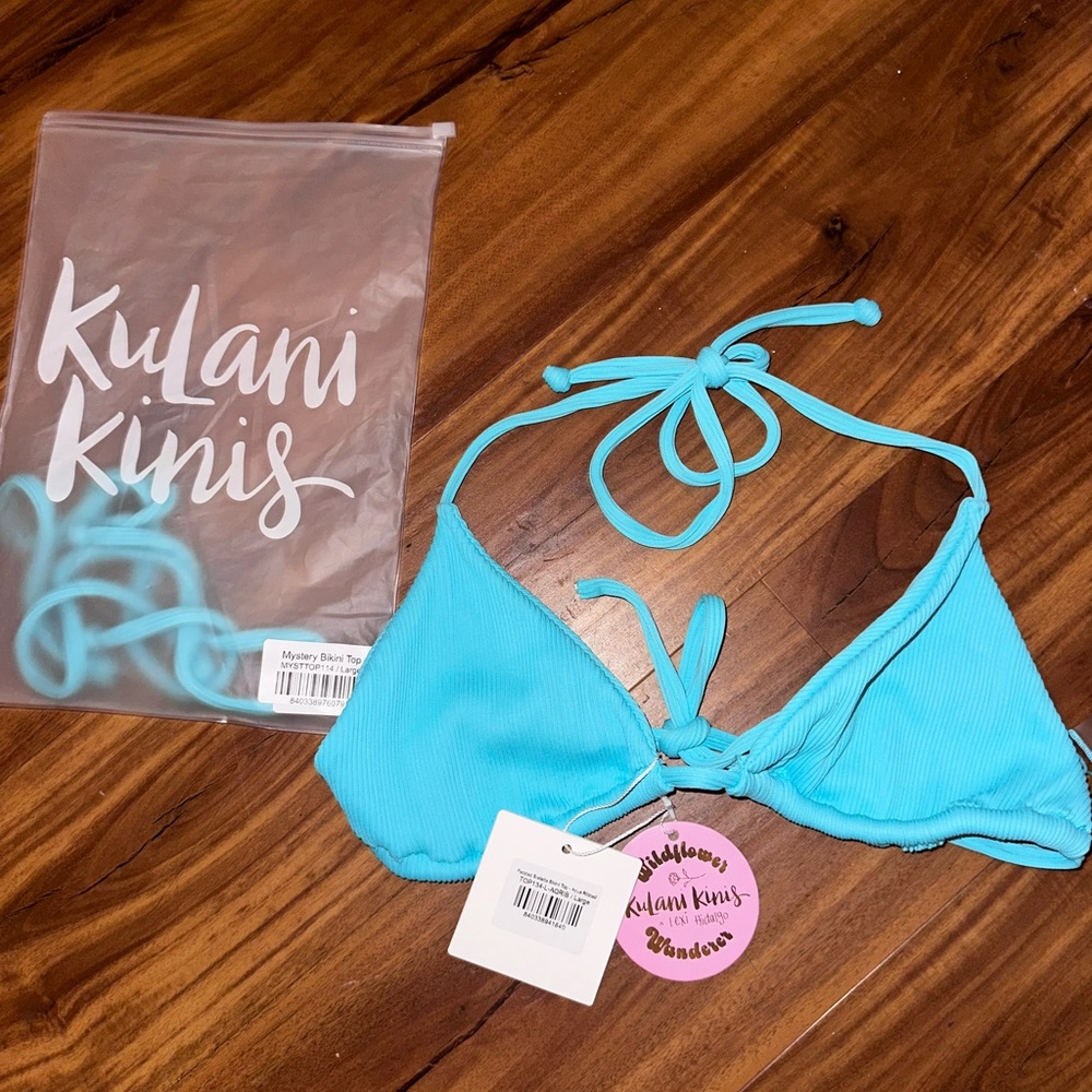 Kulani Kinis Aqua top